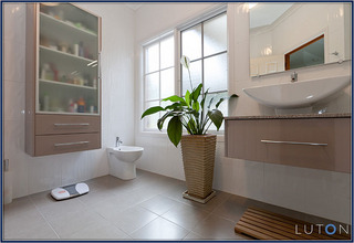 Ensuite (2011-05-11)