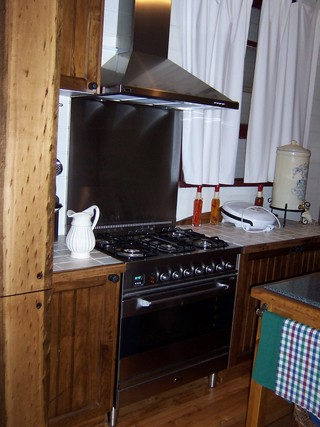 Kitchen (2004-06-08)