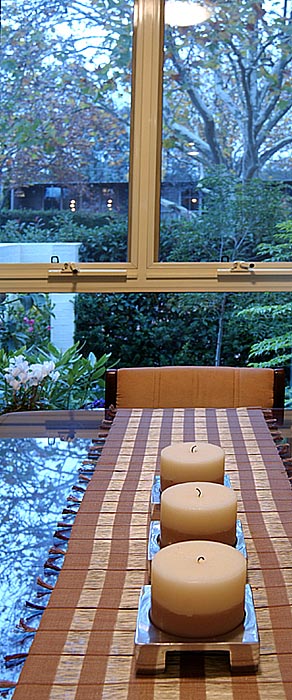 Dining (2003-05-15)
