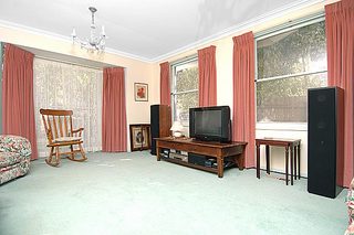 Lounge (2005-04-28)