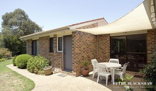 Rear garden (2007-01-18)