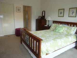 Bedroom 1 (2011-03-11)