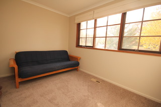 Bedroom (2012-05-29)