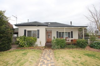 Main Photo (2014-08-22)