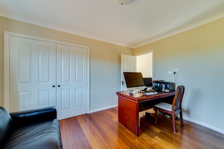 Bedroom (2015-06-11)