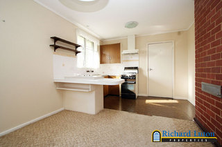 Meals to kitchen (2006-01-25)