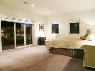 Main Bedroom (2005-04-07)