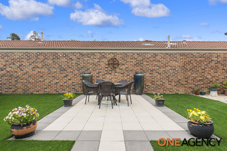 Alfresco entertaining area (2014-11-26)