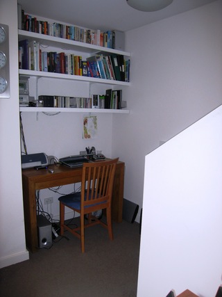 Study nook (2008-04-03)