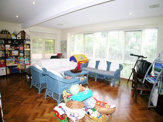 Family room (2004-04-16)