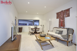 Family Room (2009-04-18)