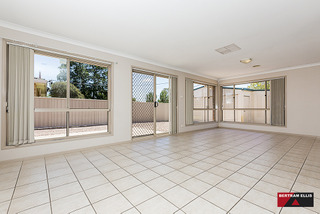 Family Room (2014-11-05)