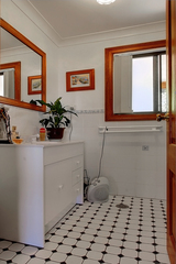 Ensuite (2010-10-27)