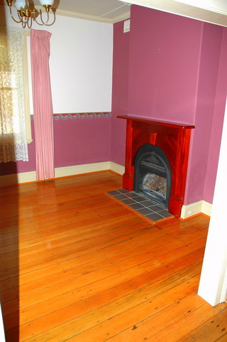 timber flooring.. (2007-08-26)