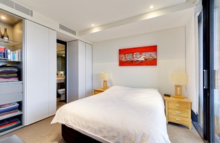 Bedroom 1 (2017-06-15)