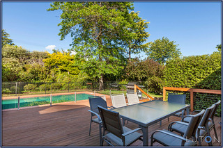 Outdoor Entertaining Area (2013-11-13)