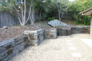Backyard (2005-10-12)