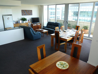 Dining (2013-02-07)