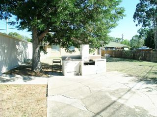 BBQ Area (2004-03-05)