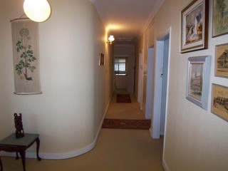 Entrance hall (2010-08-24)