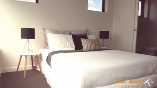 Bedroom (2015-08-16)