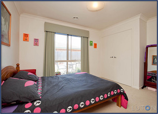 Bedroom 2 (2011-02-21)