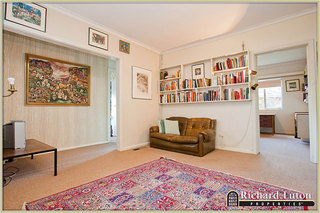 Family Room (2010-09-15)