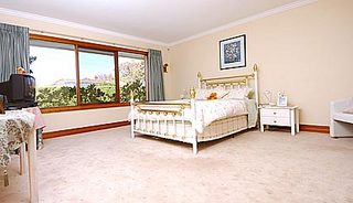 Bed 1 (2004-05-14)