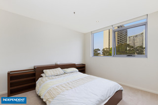 Bedroom 1 (2013-06-06)