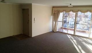 Living Room (2014-08-13)