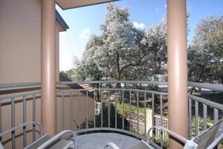 Balcony (2010-09-01)