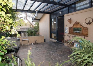 Rear covered patio (2013-05-09)