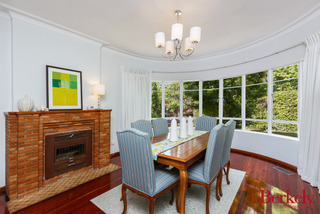 Dining room (2015-02-18)