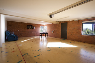 Garage (2011-08-17)