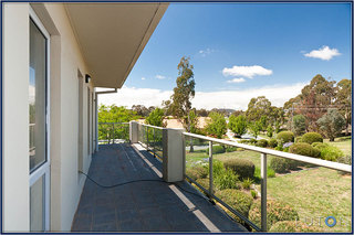 View (2012-02-16)