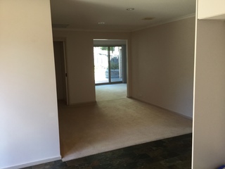 Family Room (2016-09-29)
