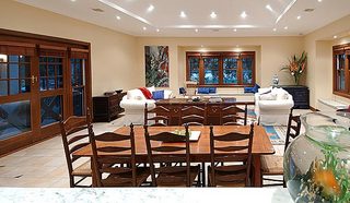 Family room (2004-10-20)