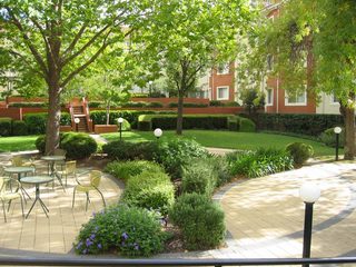 Outdoor Area (2007-03-27)