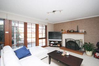 Lounge (2008-09-02)