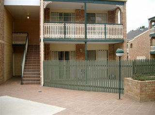 Front (2005-03-16)