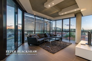 Living Room (2012-12-14)