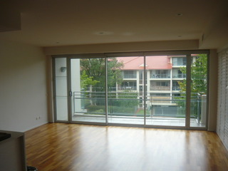 Lounge Room (2016-08-24)