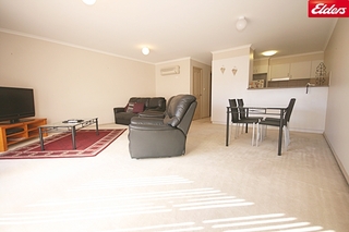 Living Room (2012-05-31)