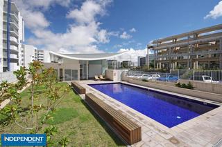 Pool (2011-04-14)