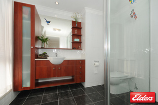 Ensuite (2010-05-05)