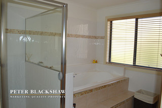 Bathroom (2014-05-09)
