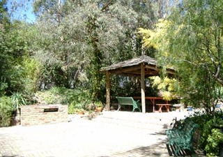 Entertaining area (2003-10-03)