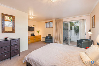Downstairs- 4th bedroom or games room (2015-09-25)