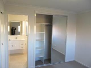 Bedroom 1 (2016-09-23)