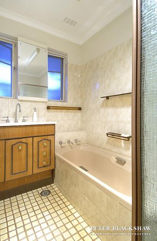 Bathroom (2006-07-20)